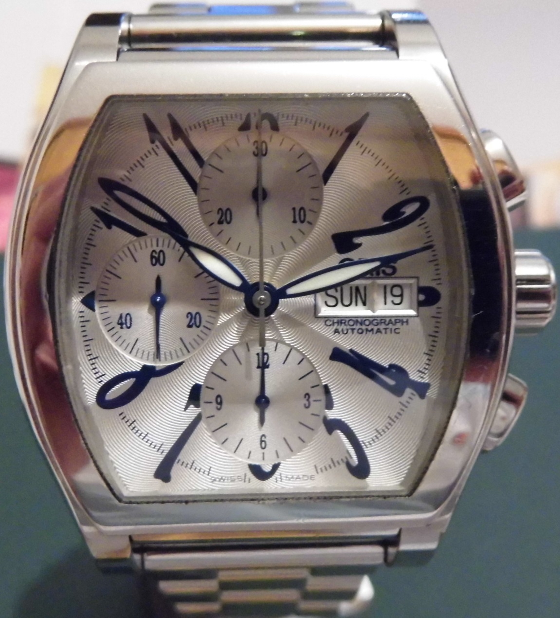 Oris Miles Chronograph, Silver Dial, Stainless Steel Bracelet