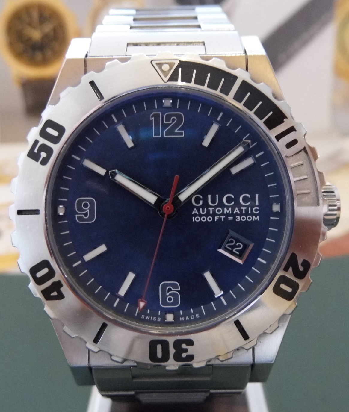 Gucci Pantheon Diver, Blue Dial, Steel Bracelet