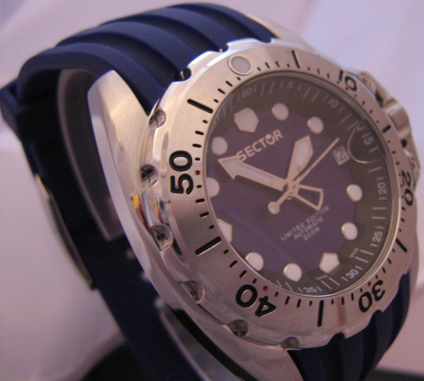 Sector 600 Limited Edtion Automatic Divers Watch, Blue Dial With Rubber Strap