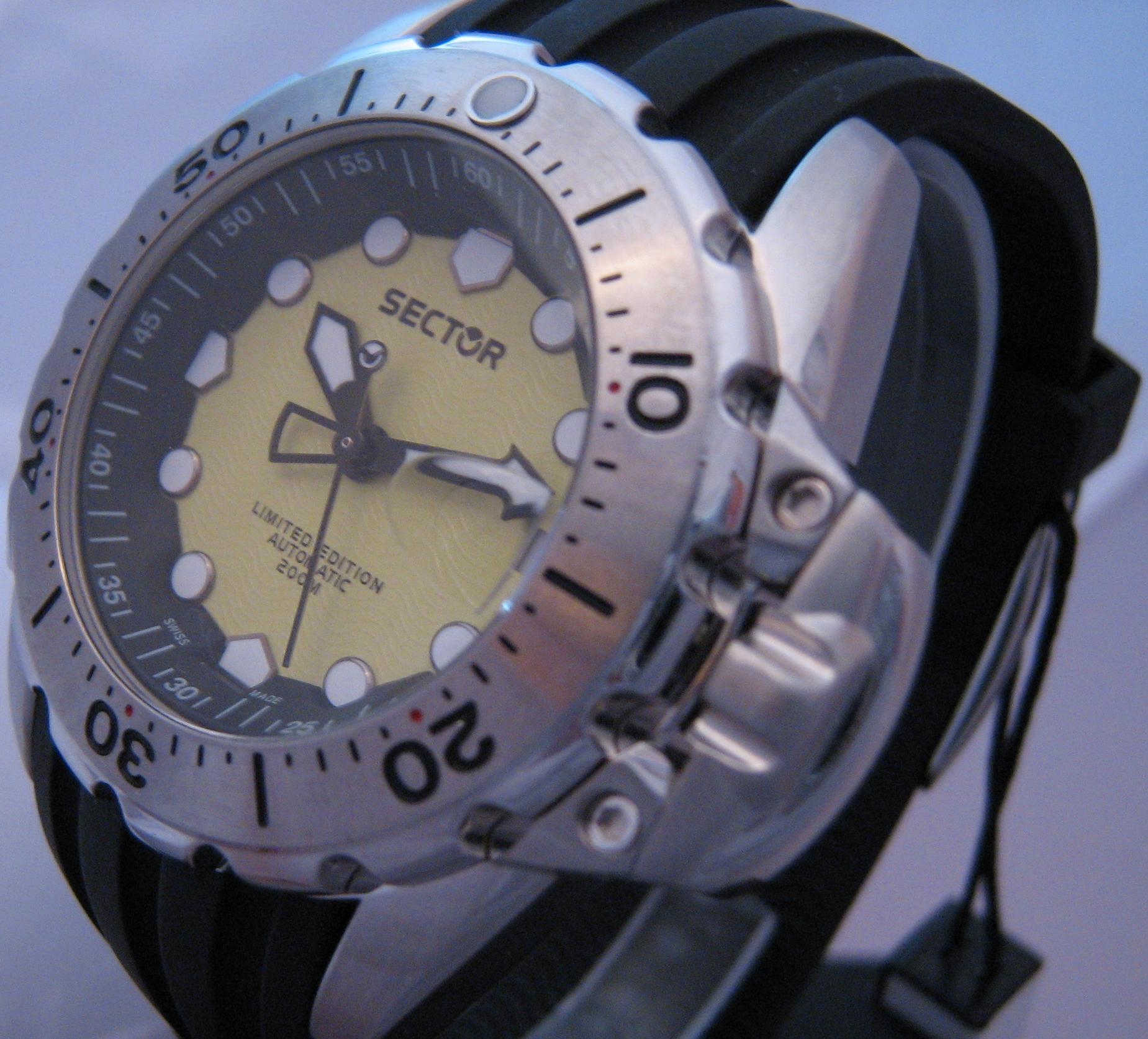 Sector 600 Limited Edtion Automatic Divers Watch, Yellow Dial With Rubber Strap