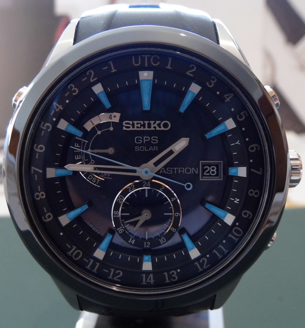Seiko Astron GPS Solar, Black Dial, Rubber Strap