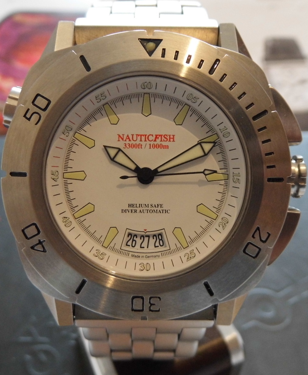 Nauticfish 1000M White Shark, White Dial, Bracelet & Strap