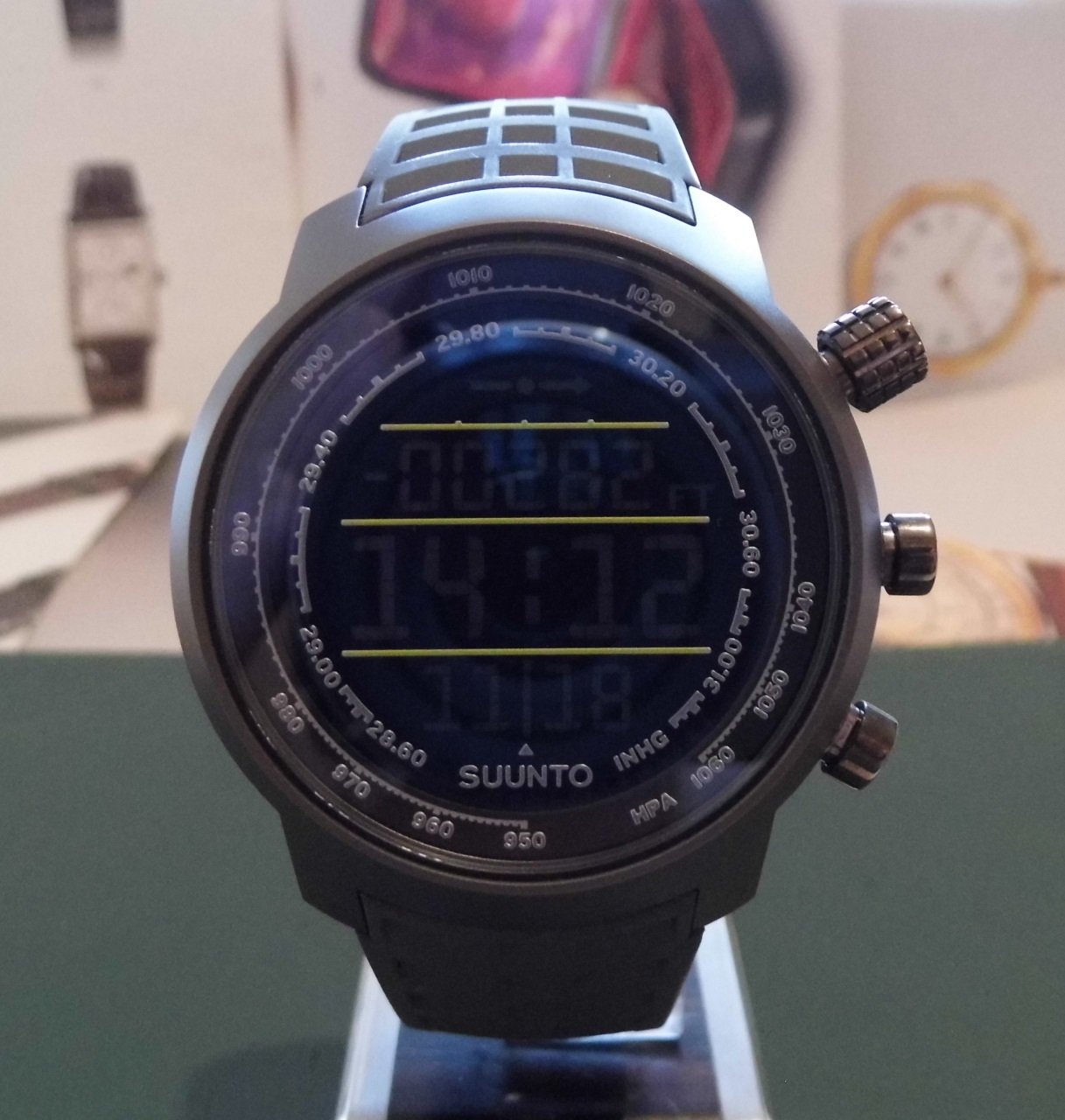 Suunto Elementum Terra, Black Dial, Grey Strap