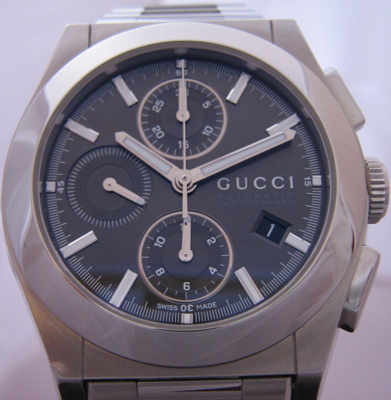 Gucci Pantheon Chronograph, Black Dial With Stainless Steel Bracelet