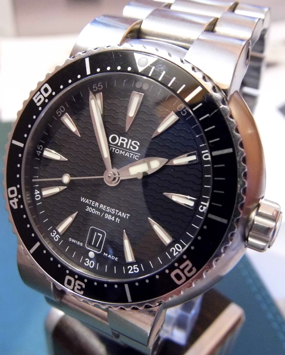 Oris TT1 Divers Watch, Black, Steel Bracelet