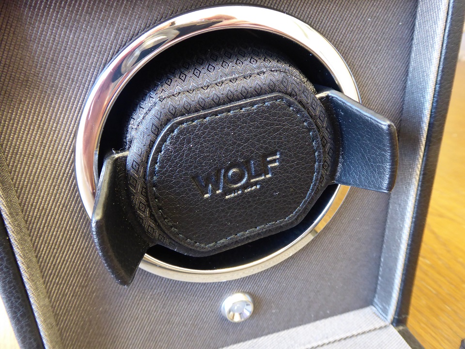 A Wolf Cub Single Watch Winder