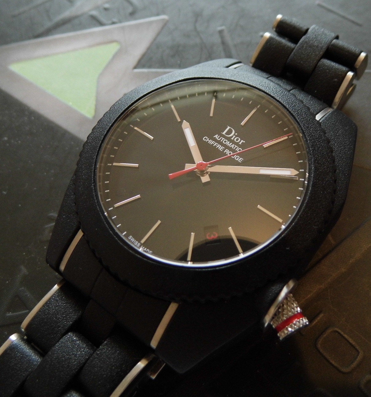 Dior Homme Chiffre Rouge A06 39MM, Black Dial, Rubber/Steel Strap