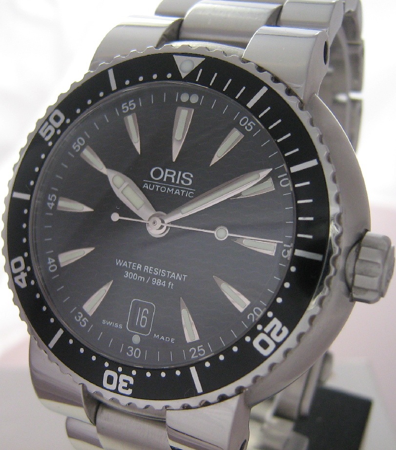 Oris TT1 Divers Watch, Black Dial With Steel Bracelet