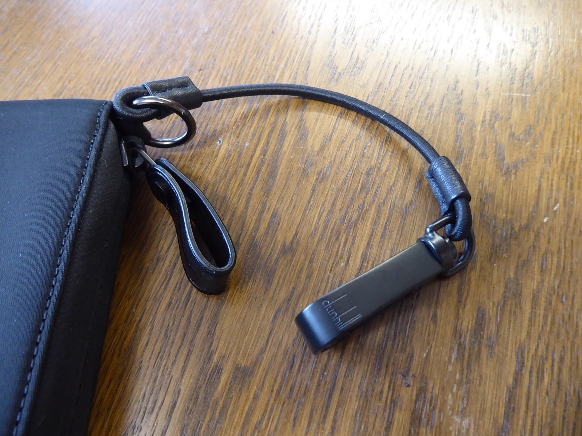 A Set Of Alfred Dunhill Golf Tees In Case