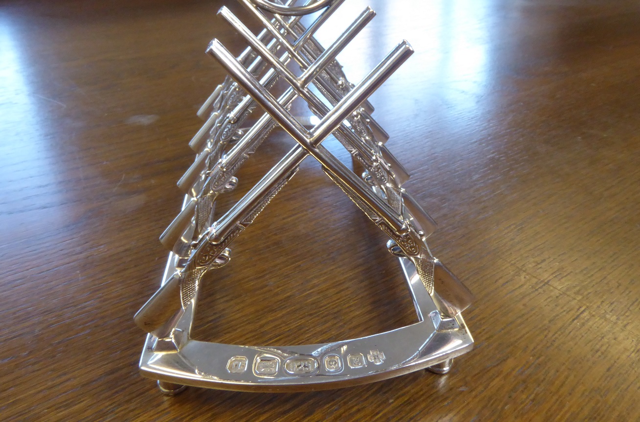 A Sterling Silver Rifle / Shotgun Toast Rack