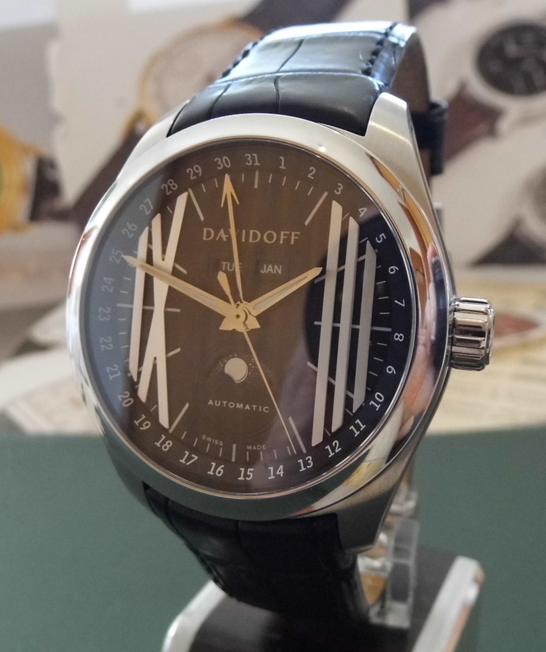 Davidoff Velocity Moonphase, Black Dial, Leather Strap