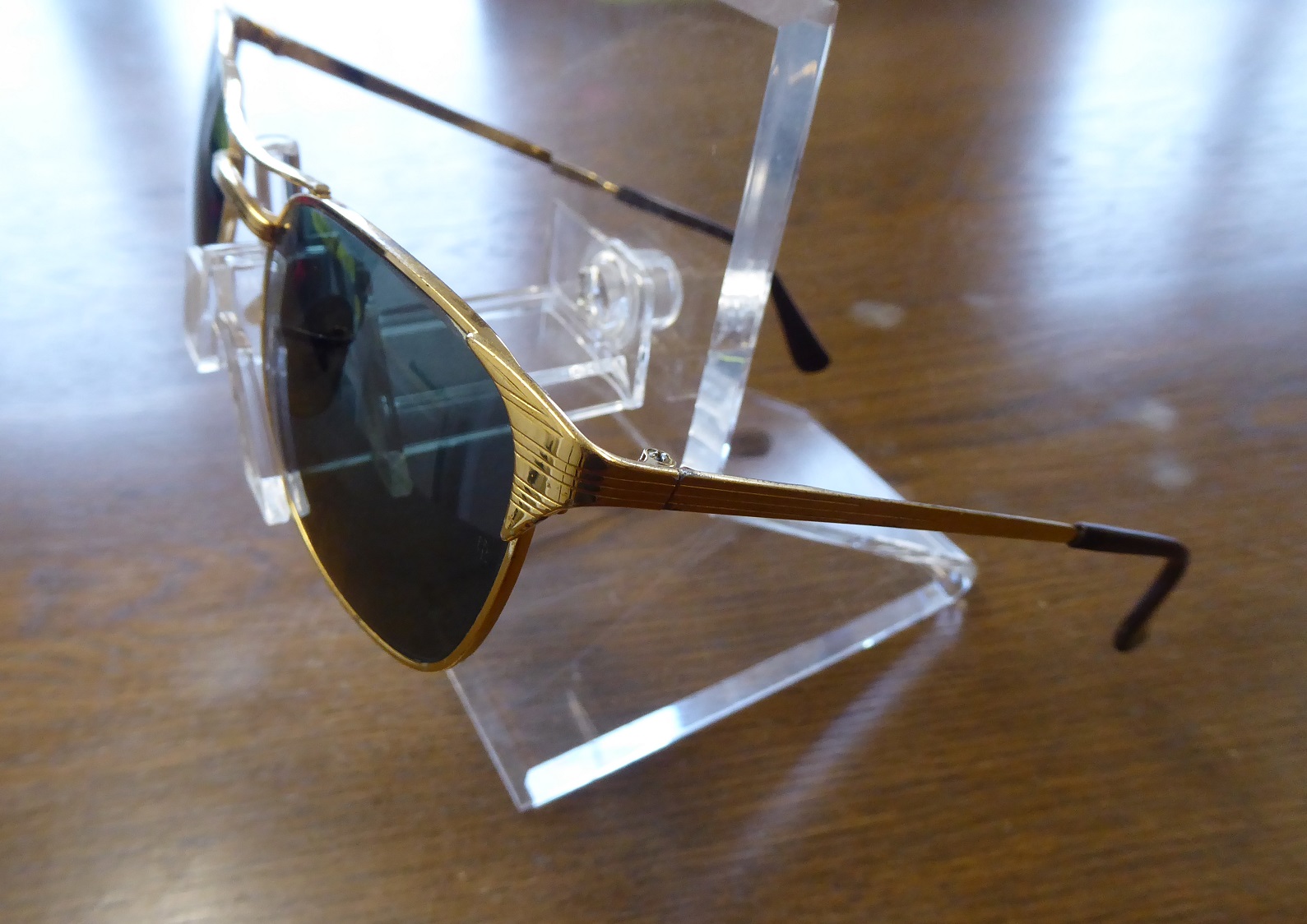 Ray Ban Signet Gold Sunglasses
