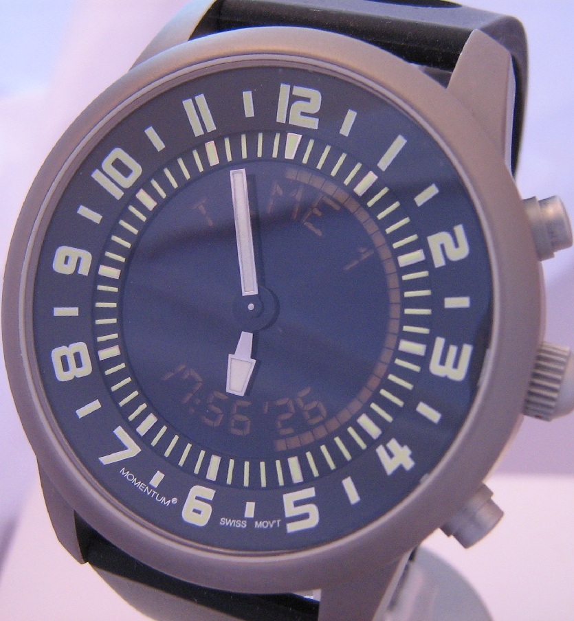 Momentum F3 Chronologic, Black Dial With Rubber Strap