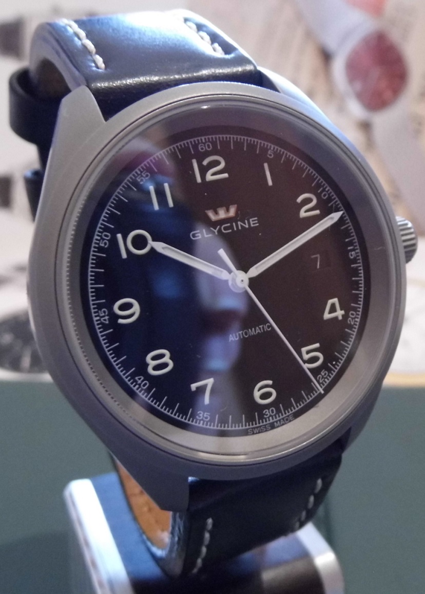 Glycine Combat Automatic, Black Dial, Leather Strap