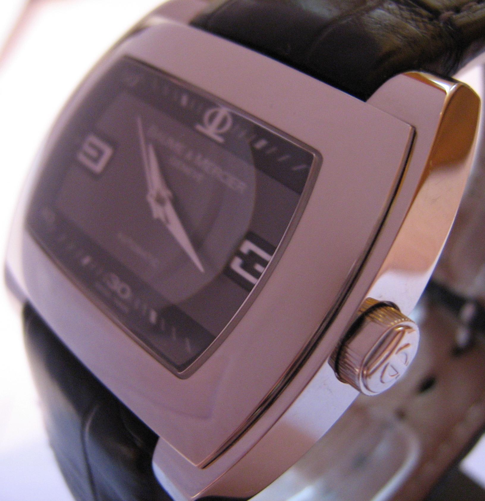 Baume & Mercier Hampton City Automatic, Grey Dial With Leather Strap