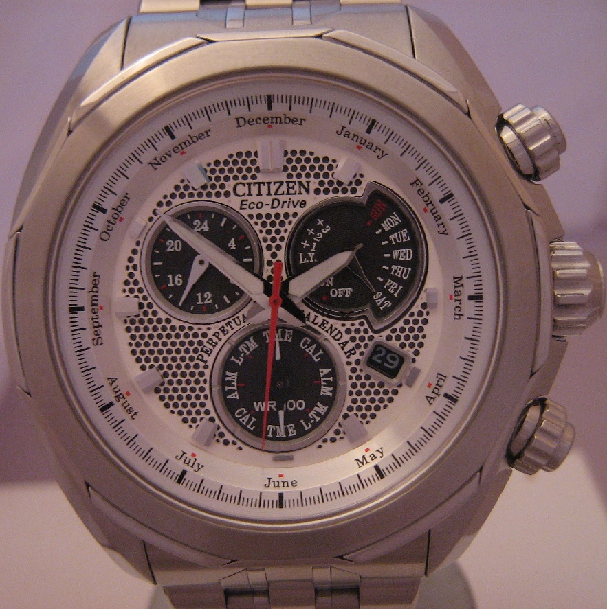 Citizen Signature Perpetual Calendar, Silver Dial, Steel Bracelet