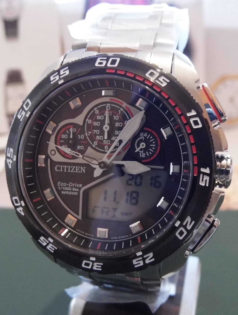 Citizen Promaster Eco Drive Super Sport, Black Dial, Bracelet