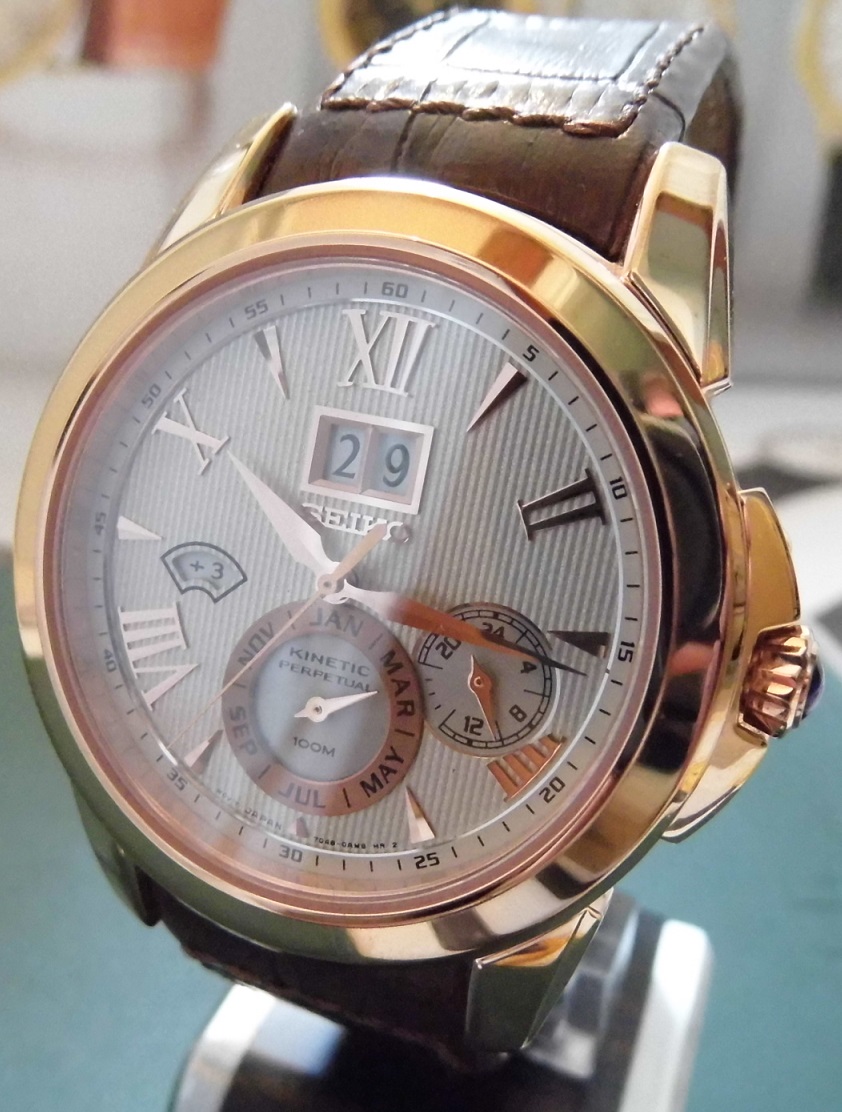 Seiko Kinetic Perpetual Calendar, White Dial, Brown Leather Strap 