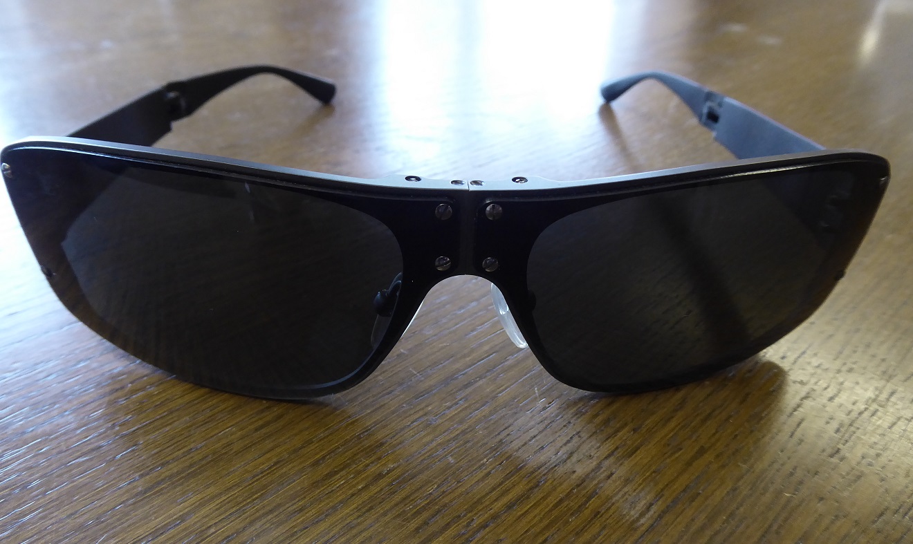 Louis Vuitton Evasion Folding Sunglasses