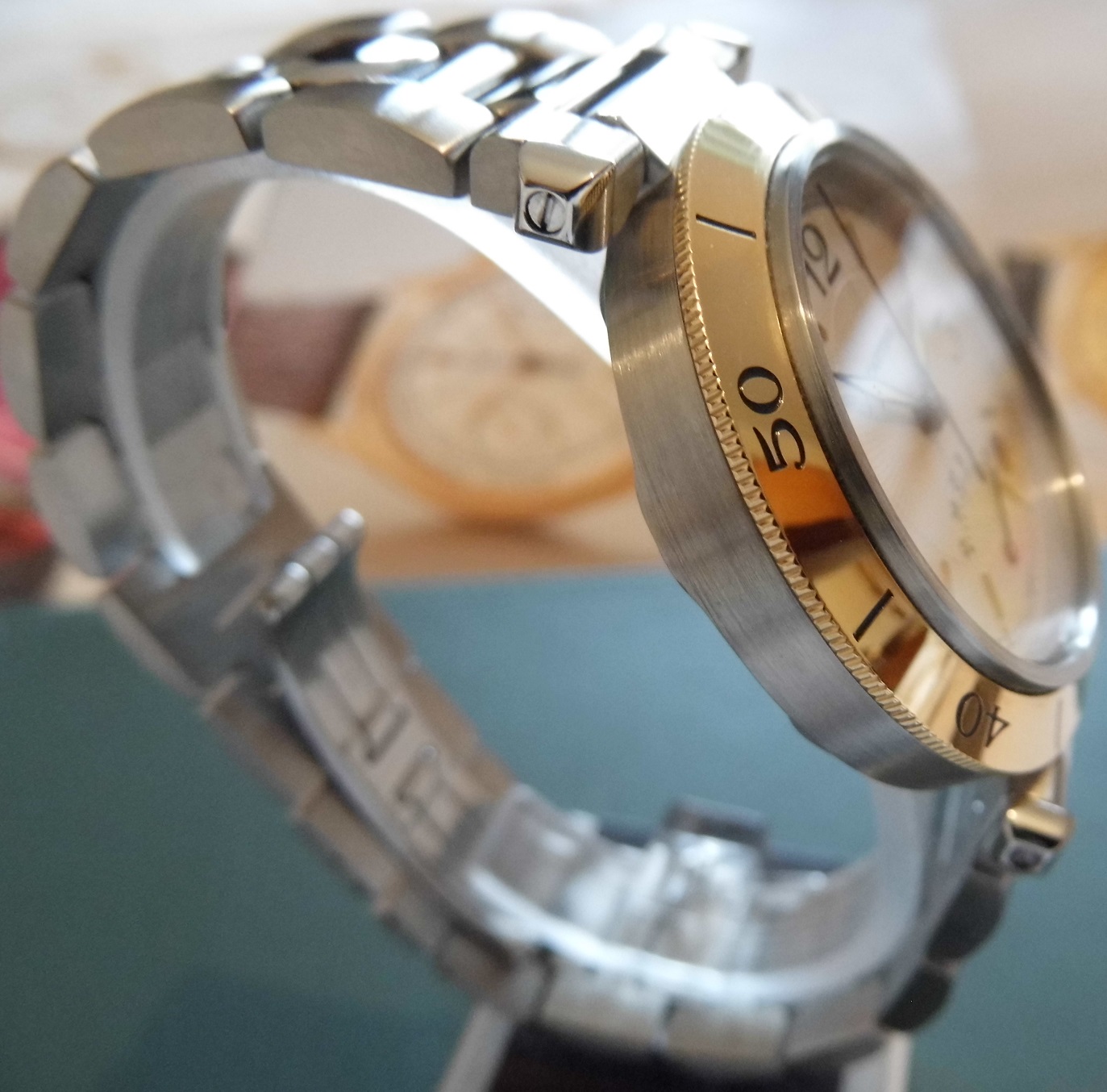 Cartier Pasha Power Reserve, White Dial, Bracelet