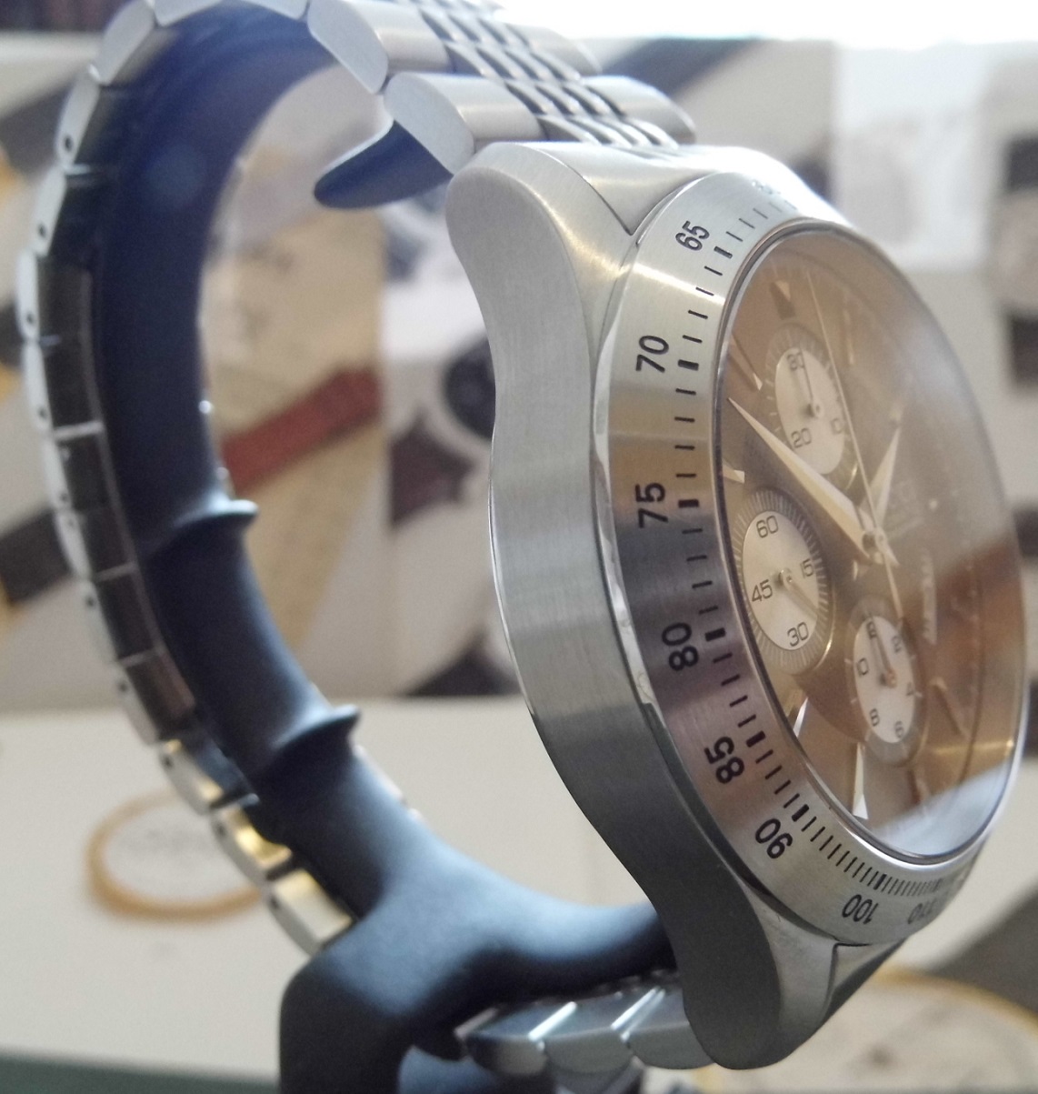 Gucci G-Timeless Automatic Chronograph, Brown/Bronze Dial, Braclelet