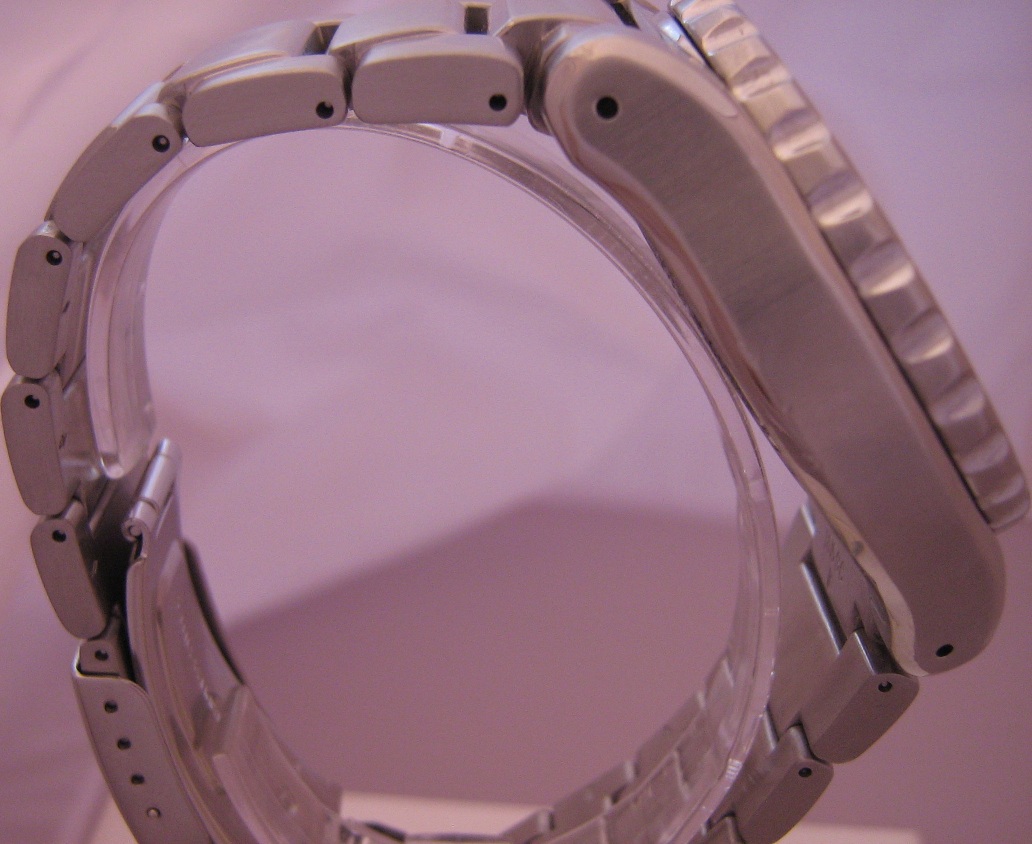 Seiko 200M Divers Spork, Black Dial, Steel Bracelet