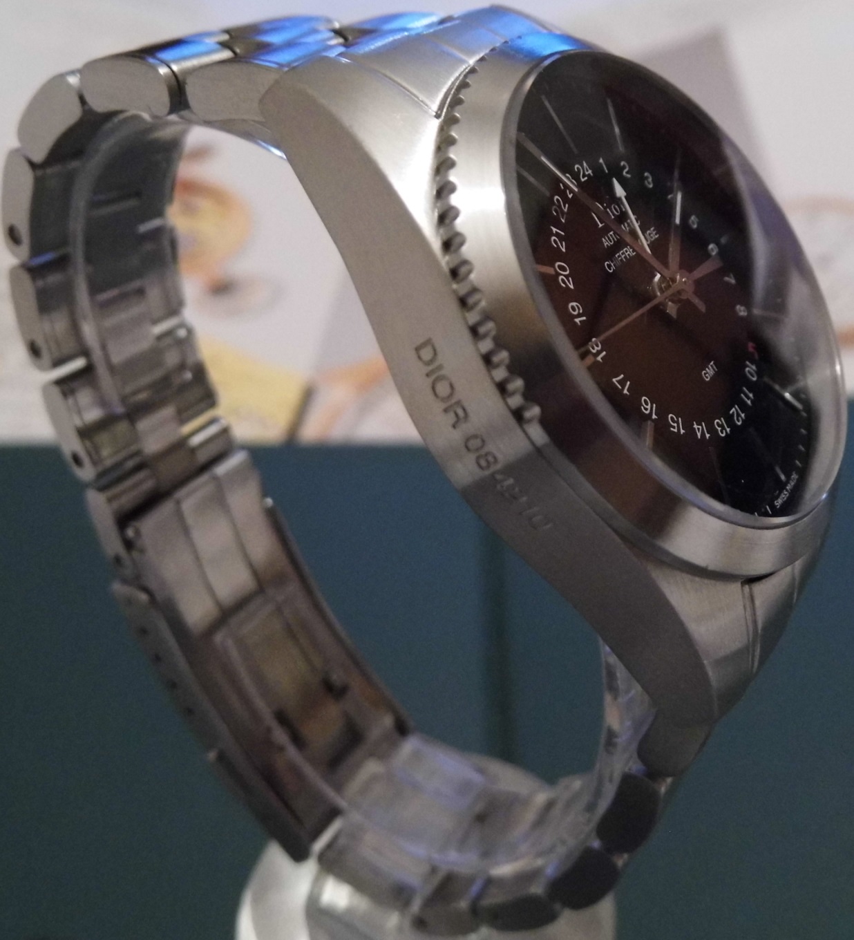 Dior Homme Chiffre Rouge A04 GMT, Black Dial, Bracelet