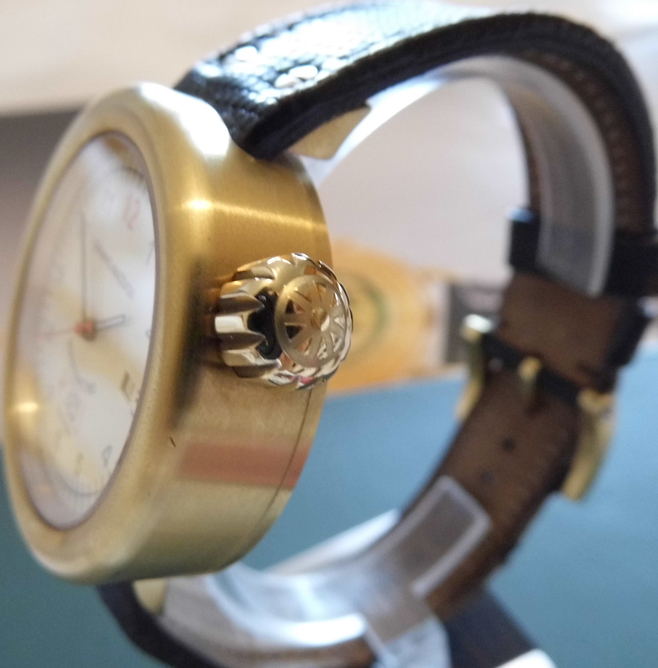 Giuliano Mazzuoli Manometro Ltd Edition, Cream Dial, Leather Strap