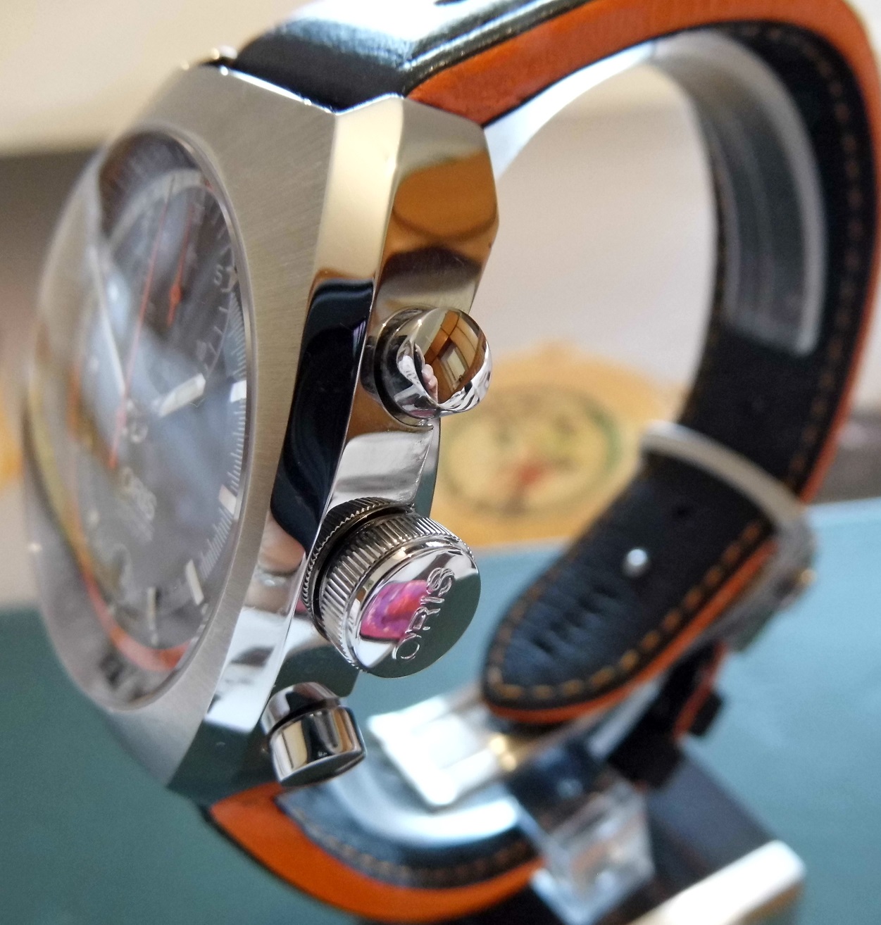 Oris Chronoris, Black Dial With Black Leather Strap