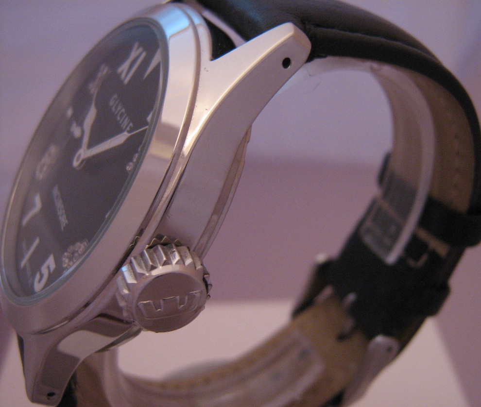 Glycine Incursore 44MM Diamonds, Black Dial, Leather Straps