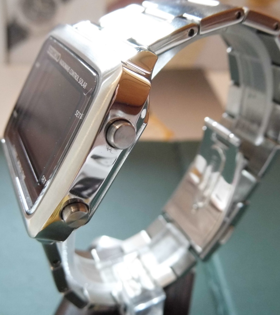 Seiko Power Design Project Solar, Black Dial, Bracelet