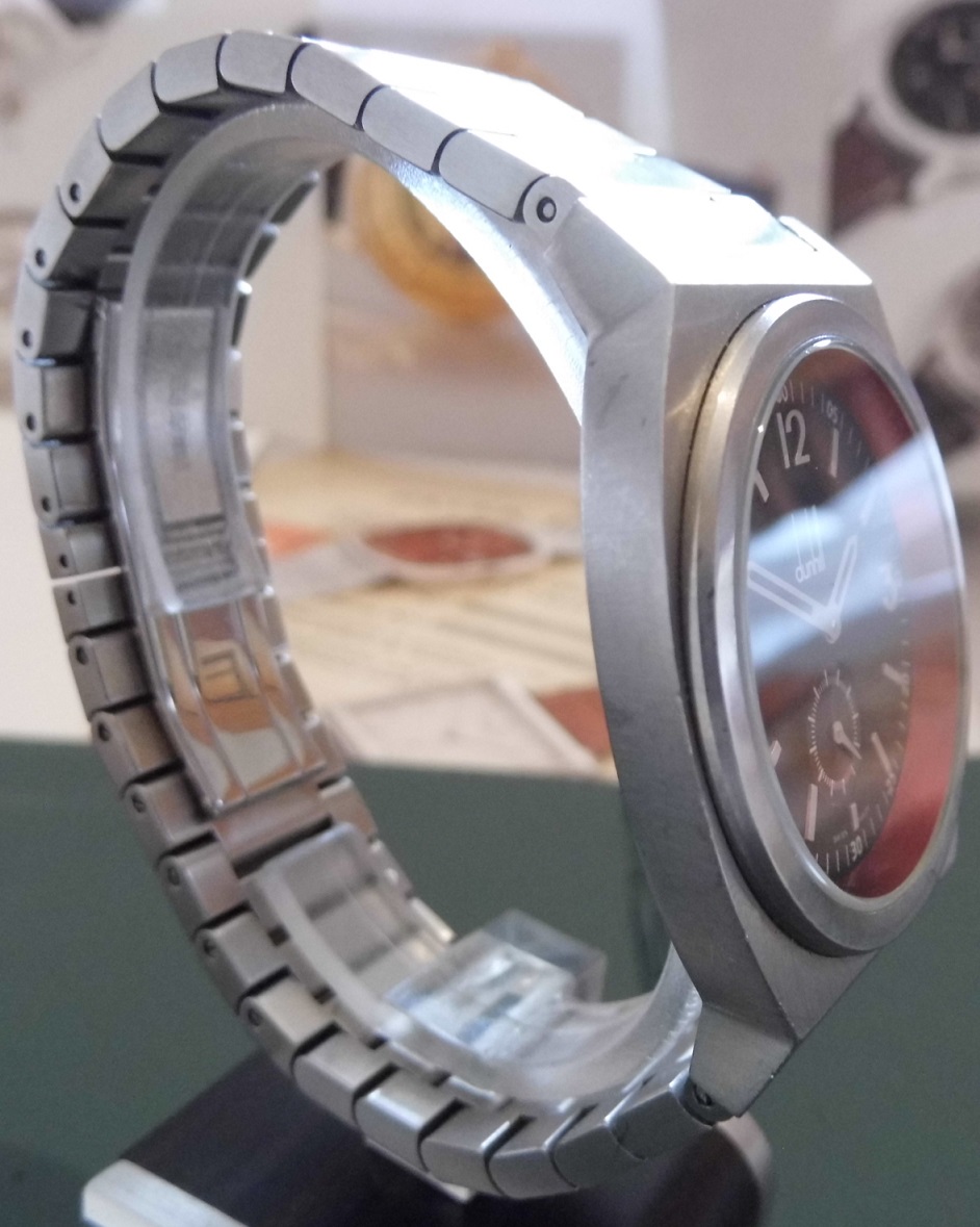 Dunhill RPM Quartz, Black Dial, Stainless Steel Bracelet