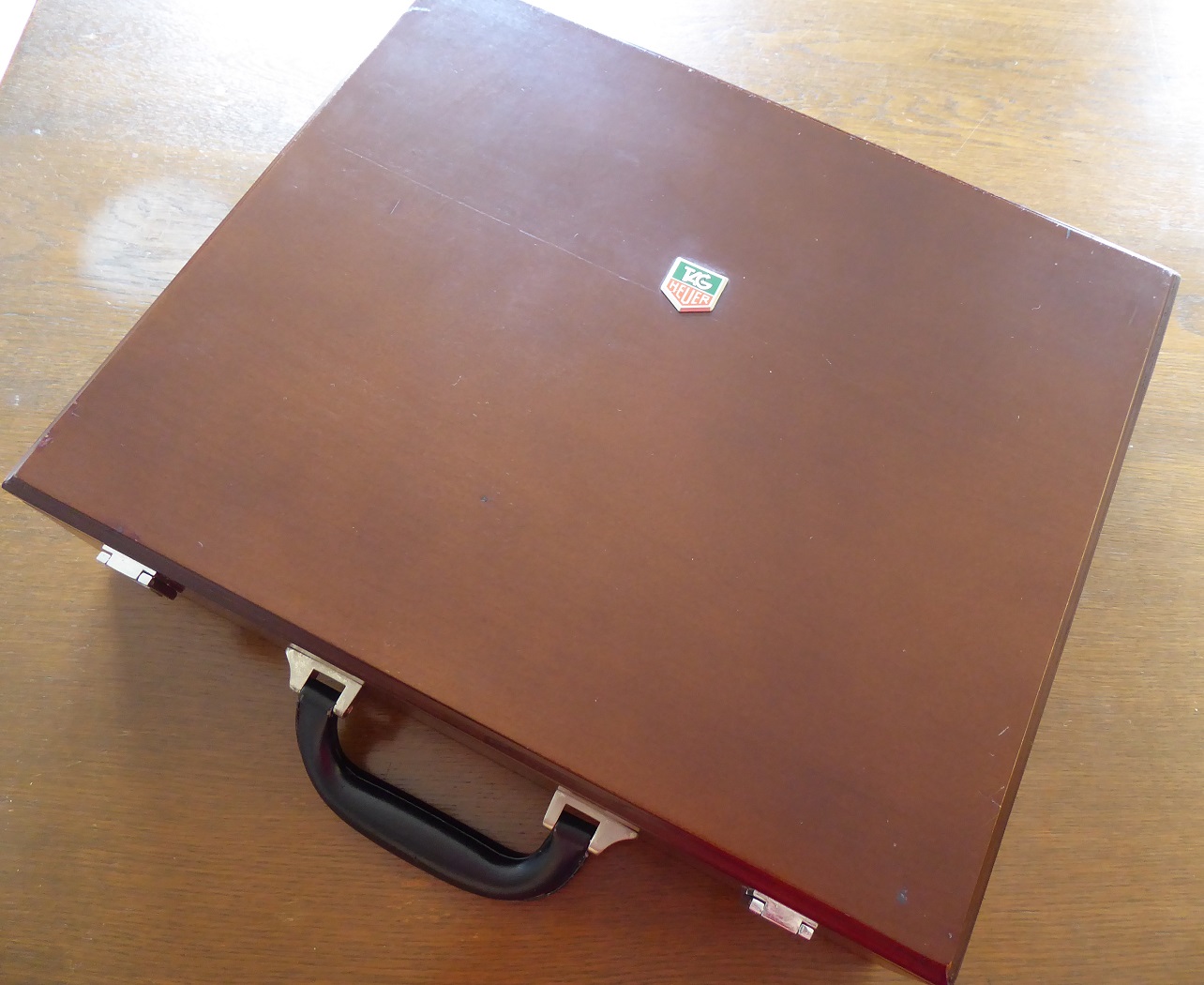 A Tag Heuer Golf Putting Set