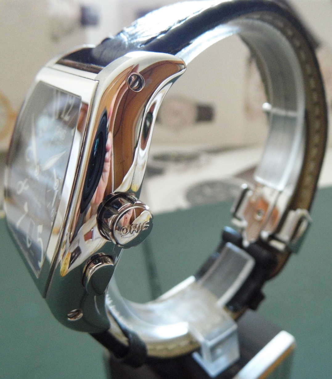 Oris Miles Worldtimer, Black Dial, Leather Strap