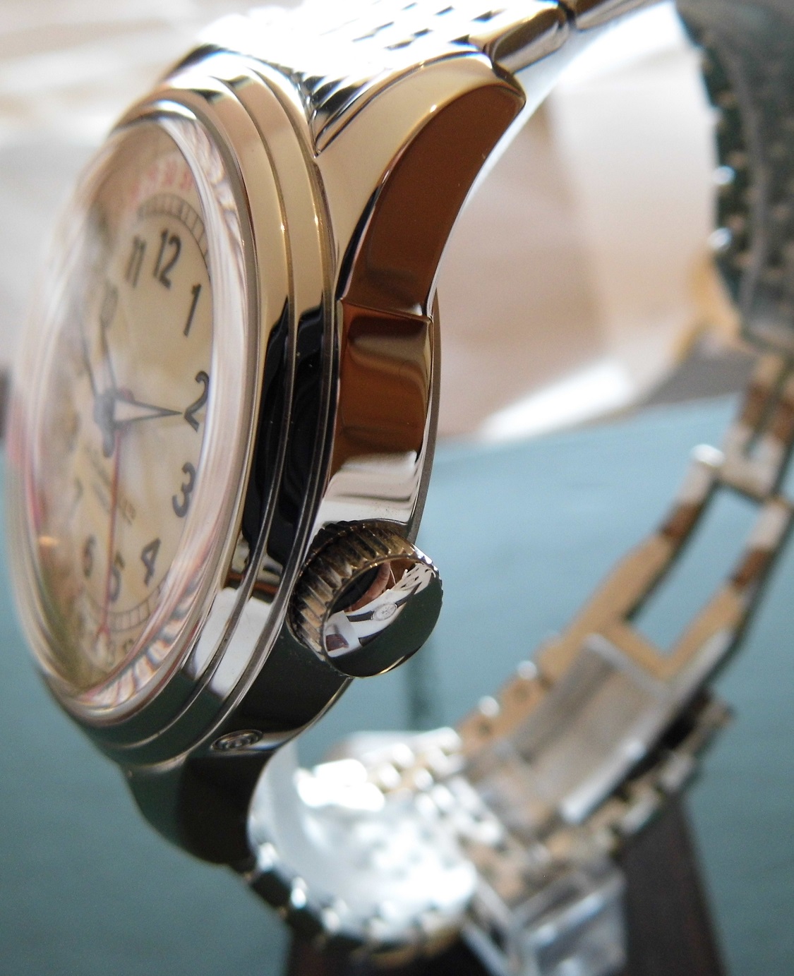 Dunhill A-Centric Automatic, White Dial, Steel Bracelet