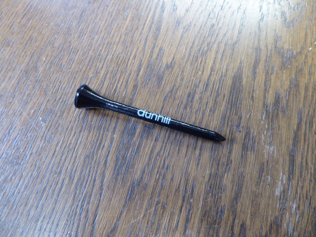 A Set Of Alfred Dunhill Golf Tees In Case