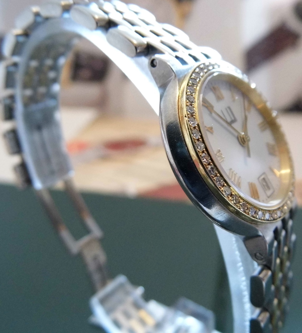 Alfred Dunhill Ladies Diamond, White Dial, Bracelet