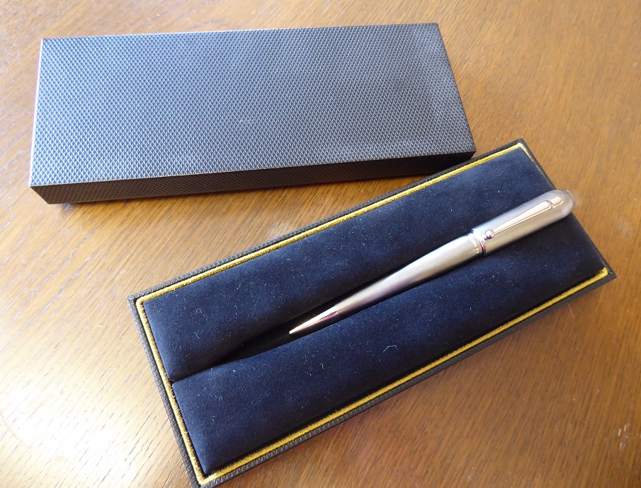 An Alfred Dunhill Sidecar Ballpoint Pen
