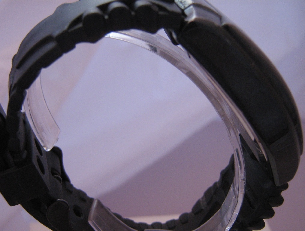 Technomarine Punisher Limited Edition, Red Dial, Two Straps