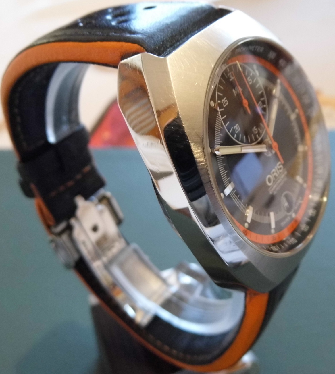 Oris Chronoris, Black Dial With Black Leather Strap