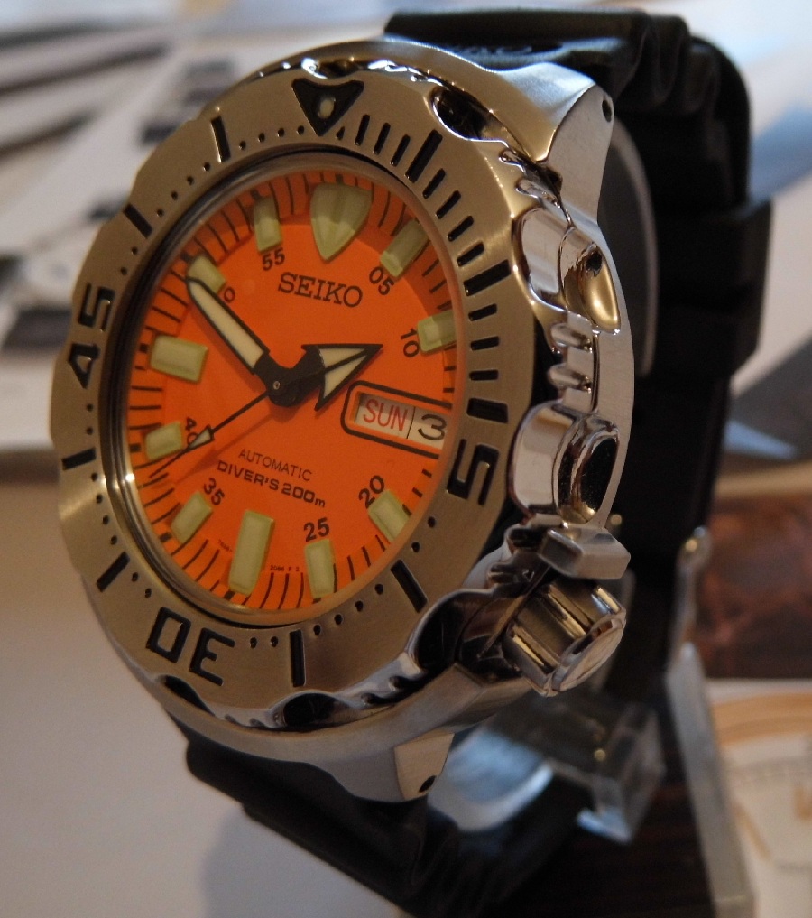 Seiko Orange Monster, Orange Dial With Bracelet & Rubber Strap