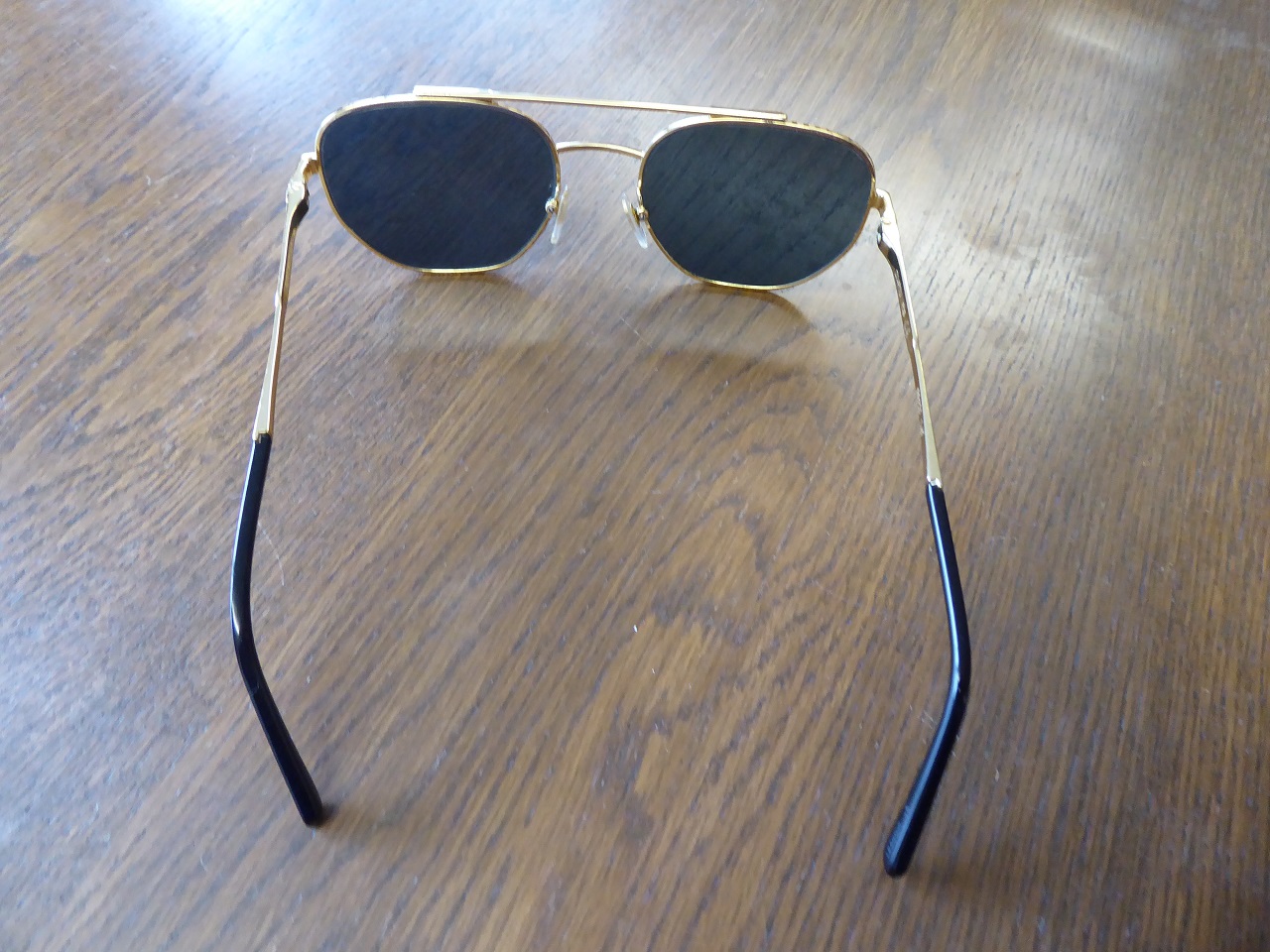 Louis Vuitton Pilot Gold Sunglasses