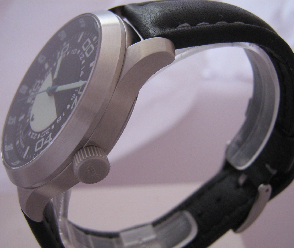 N.B. Yaeger Tango GMT, Black Dial With 2 Straps