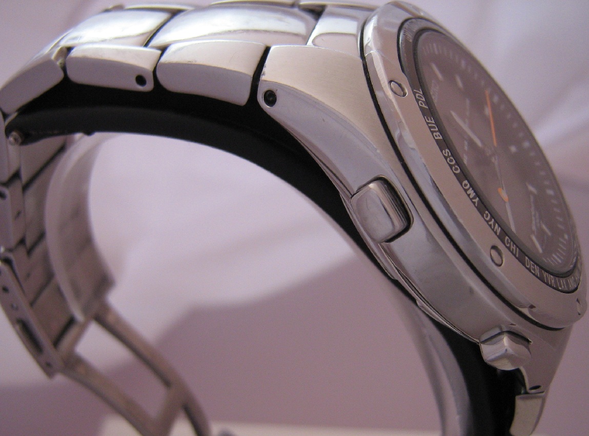 Seiko Sportura Duo Display, Black Dial With Bracelet