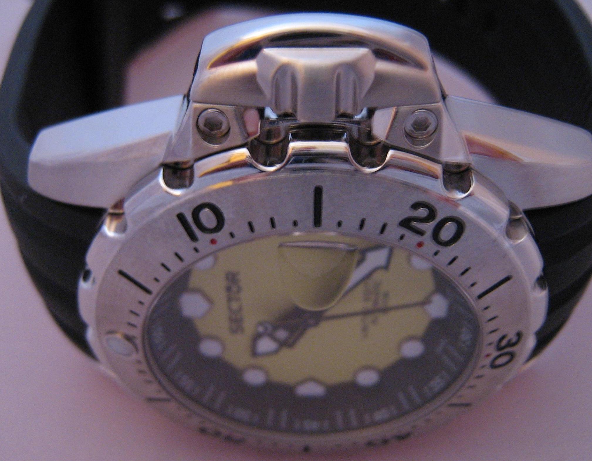 Sector 600 Limited Edtion Automatic Divers Watch, Yellow Dial With Rubber Strap