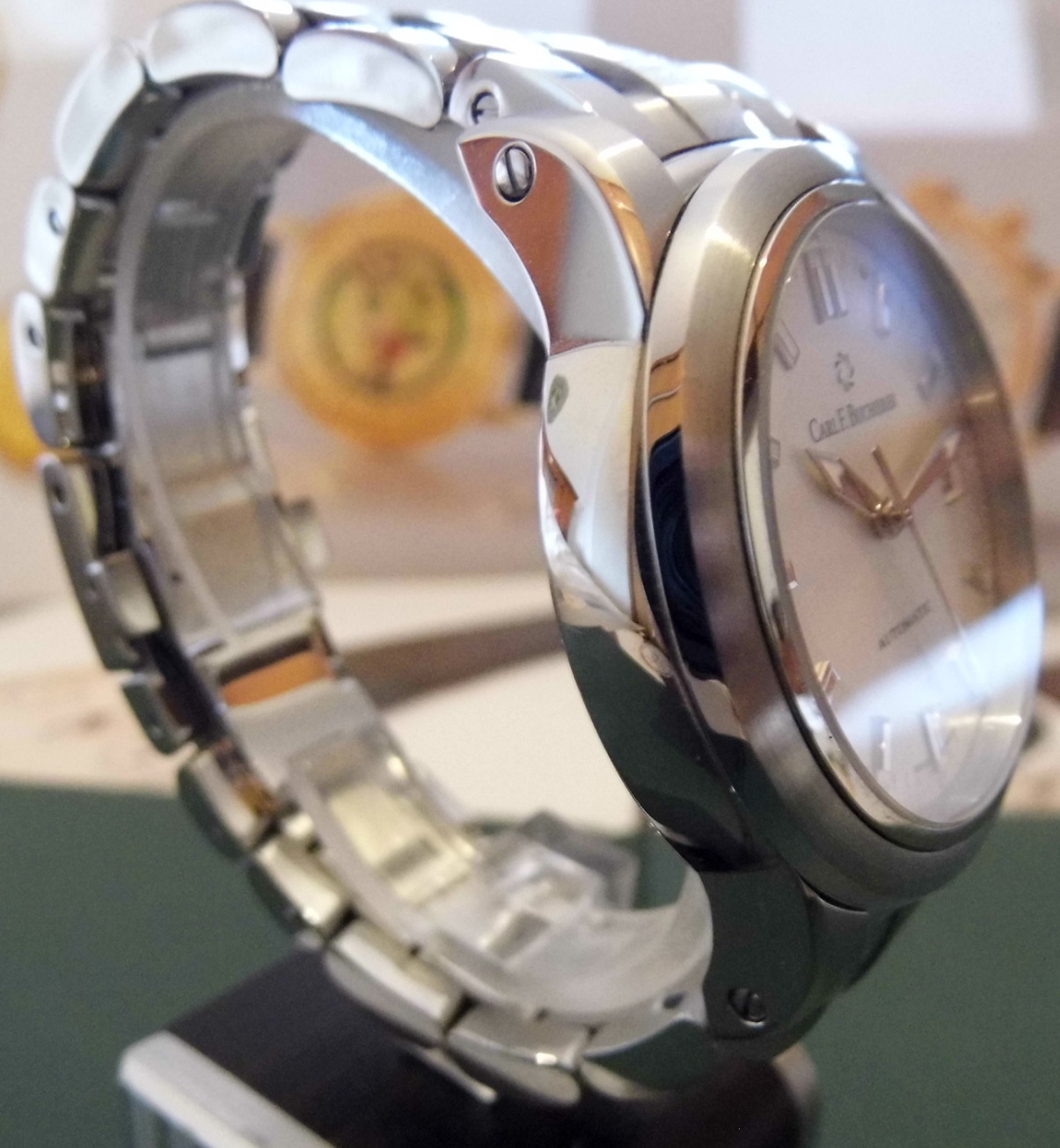 Carl F. Bucherer Patravi Autodate, Silver Dial, Bracelet