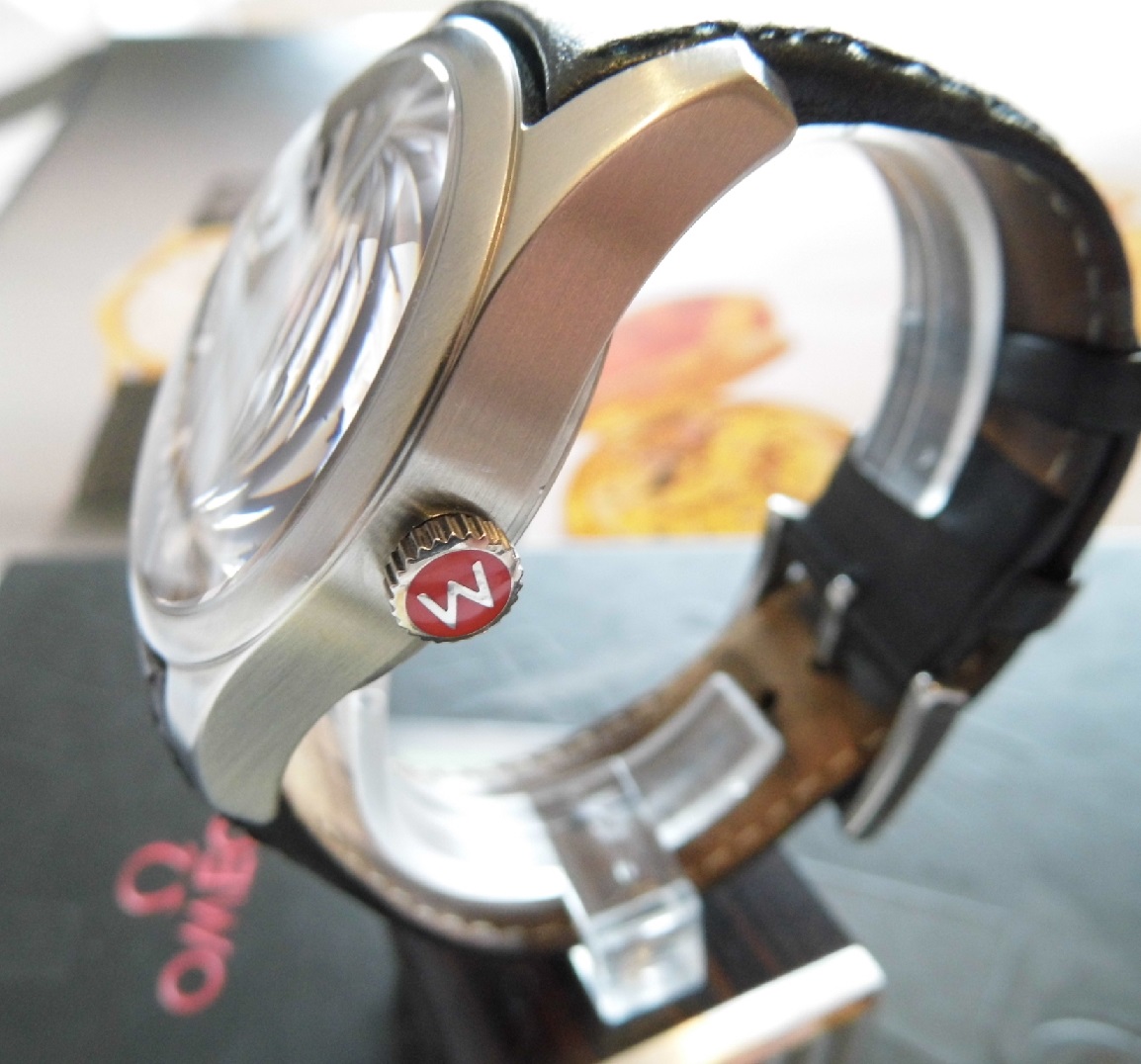 Mondaine Retro Automatic, Black Dial, Leather Strap